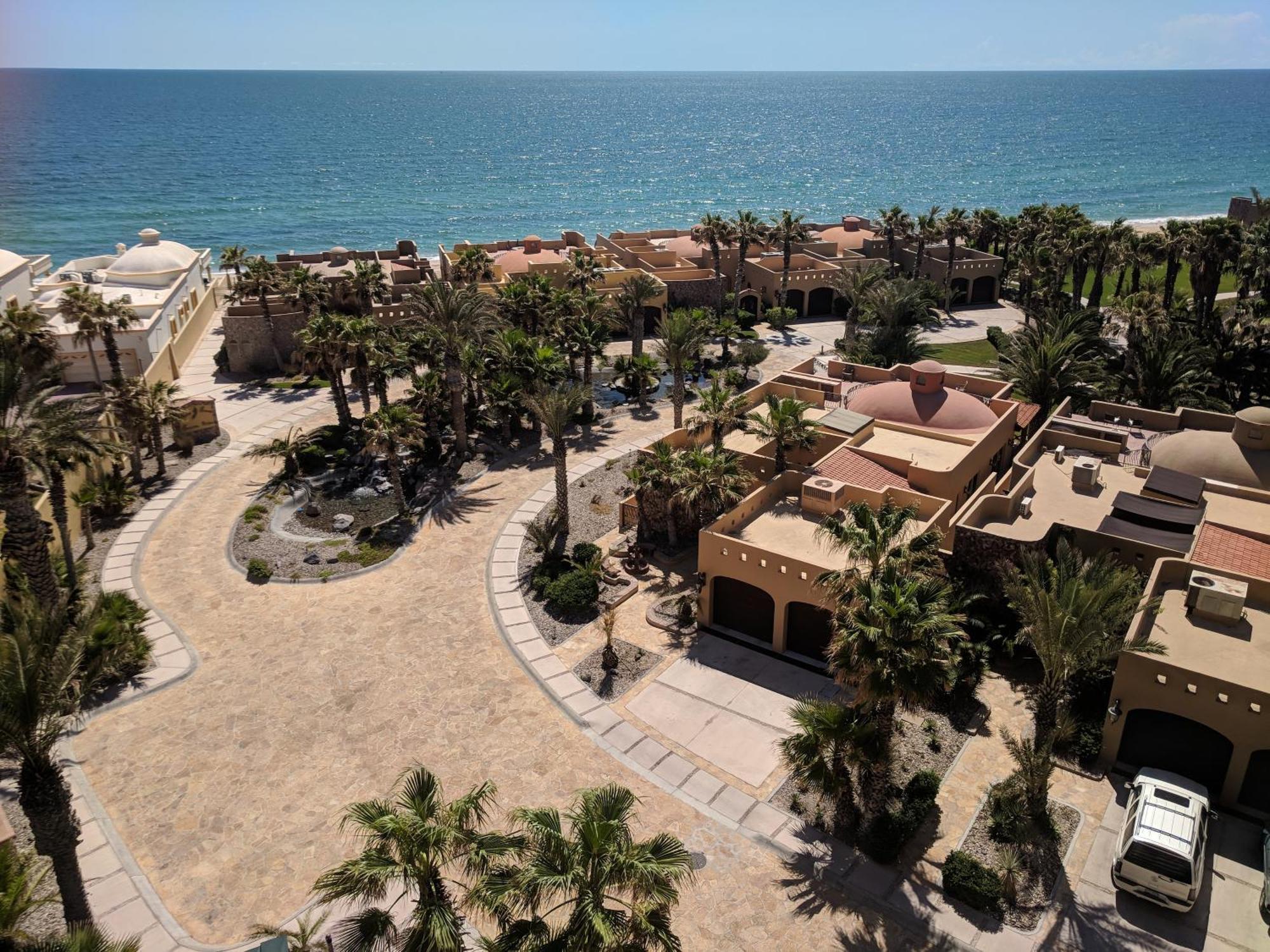 Bella Sirena Condo 201-E - Elegant Condo With Sunrise Sea Views Rocky Point Exterior photo